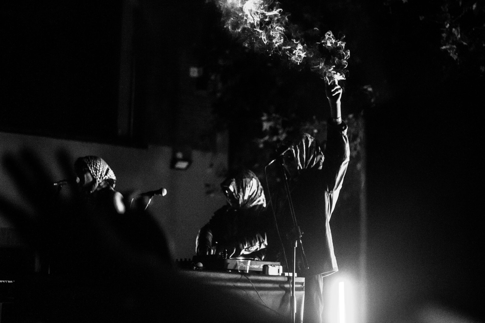 Saturday Night Fever a Cascina Falchera: i Dov’è Liana accendono un pubblico fuori controllo – GALLERY FOTO