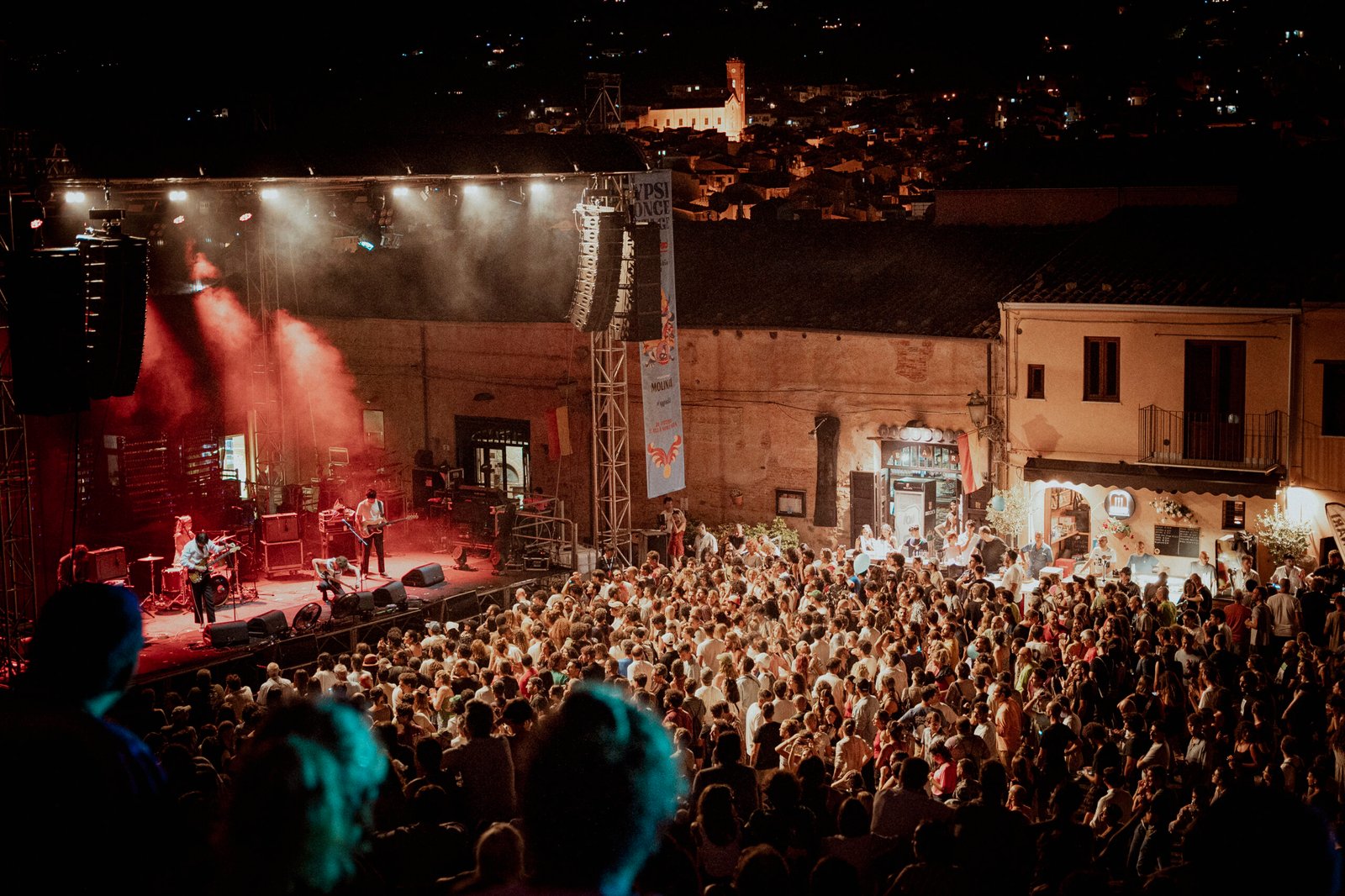 Anima internazionale, cuore siculo: l’Ypsigrock illumina il cielo di Castelbuono