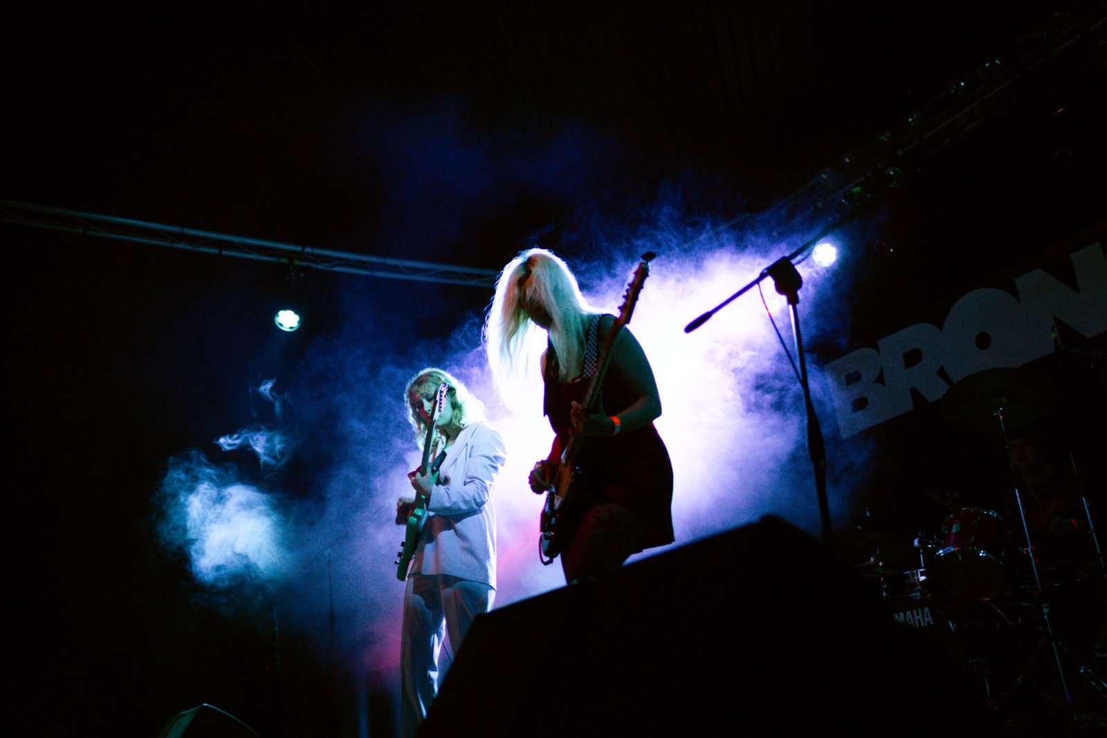 Il rimedio per tutti i mali? Un sorso di Lambrini Girls