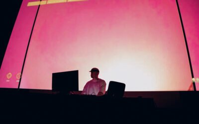 Kode9 tra archivistica, attivismo e basse frequenze: dalla CCRU a Hyperdub