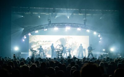 Il concerto de I Cani è un atto liberatorio