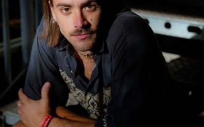 Dalla baita al palco: le parole e la musica di Nico Arezzo