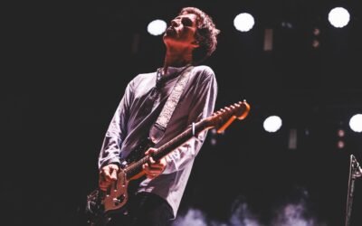 Genio e integrità: l’elisir della lunga vita di Johnny Marr